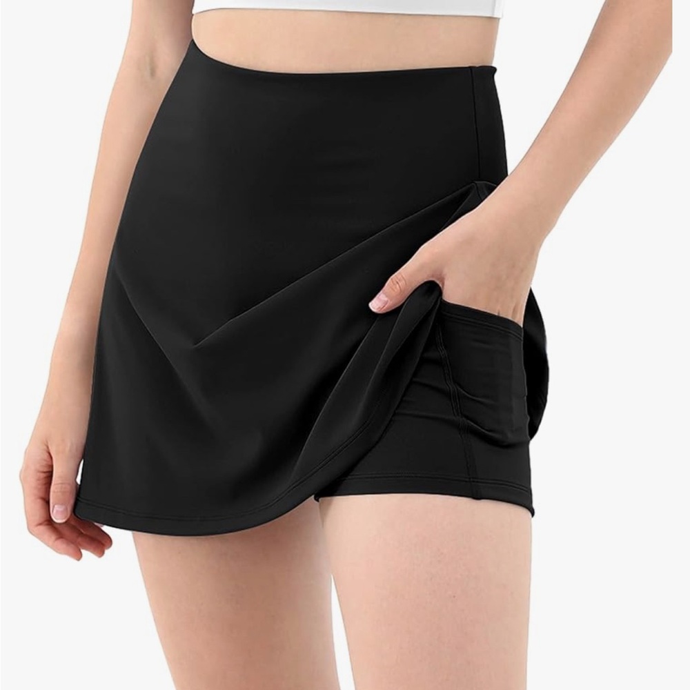 NWOT size small black tennis skirt short